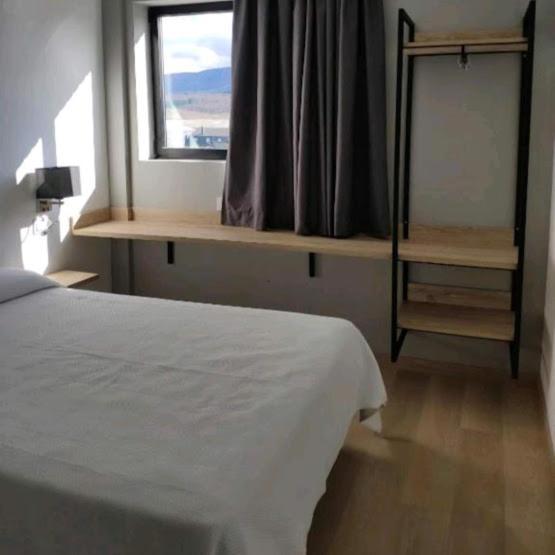 Hotel Los Rosales Almazcara ภายนอก รูปภาพ